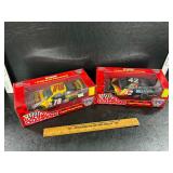 2 die cast cars