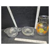 Juicers and pyrex juice container Juicers and pyrex juice container