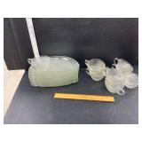 Serving trays and cups