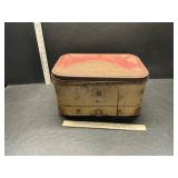 Vintage breadbox
