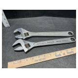 2 adjustable wrenches