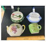 Vintage wall pockets