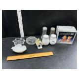 Ashtrays and shakerï¿½s