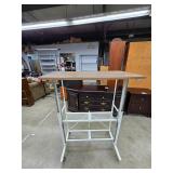 Adjustable folding shelf unit