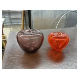 Glass apples