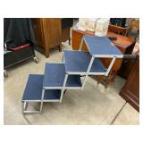 Folding pet steps
