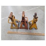 Jack stands