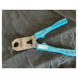 Shark bite crimping tool