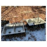 2 Sinks