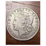 1900 O Morgan US silver dollar