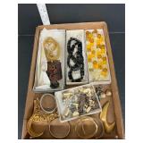 Miscellaneous jewelry