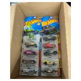 10 Hot Wheels