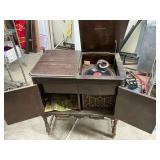 ClaroPhonic Record Player w Records