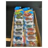 14 Hot Wheels