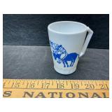 Vintage childrenï¿½s milk glass cup