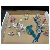 Miscellaneous trinkets