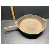 12ï¿½ cast iron pan