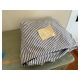 Love seat slip cover