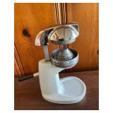 Vintage juice King juicer