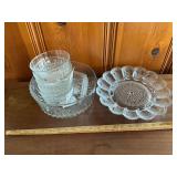 Egg plate and salad bowls