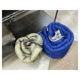 2 sleeping bags