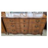 Bassett French Provincial dresser62*20*34 tall