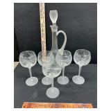Matching decanter and stemware
