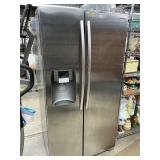 Working Samsung refrigerator/freezer