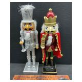 Nut crackers