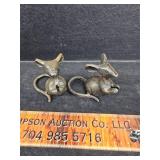 Cast iron mice