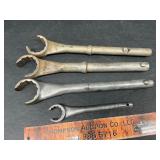 Snap-on wrenches