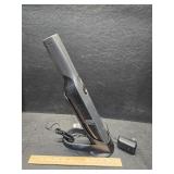 Working Shark wandvac