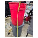 Garbage cans and contents 1 lid