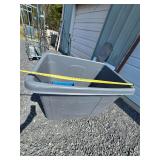 Rolling Rubbermaid hopper tub