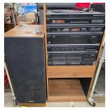 Stereo with speakers