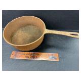 3 legged cast iron #10 pan with handle