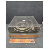 Glenburn turntable powers on and spins no needle