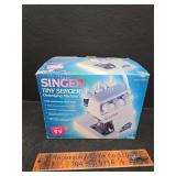 Singer tiny serger