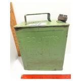 1930s Pratts Petrol can