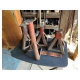 Jack stands
