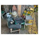 Step ladder and 4 stools