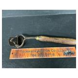 Vintage box scraper
