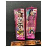 2 Barbies