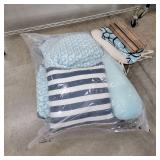 Quilt, Pillows & other