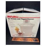 Ice cream freezer (motor still in plastic