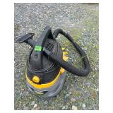 Small, wet, dry vac