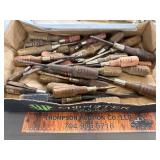 Wood handle screwdriver lot