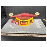 Vintage MARX service station place it