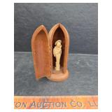Wood pocket shrine featuring a Madonna and child