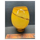 Art glass vase